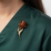 Янтарь и латунь: Изысканная брошь-тюльпан Янтарь и латунь: Изысканная брошь-тюльпан